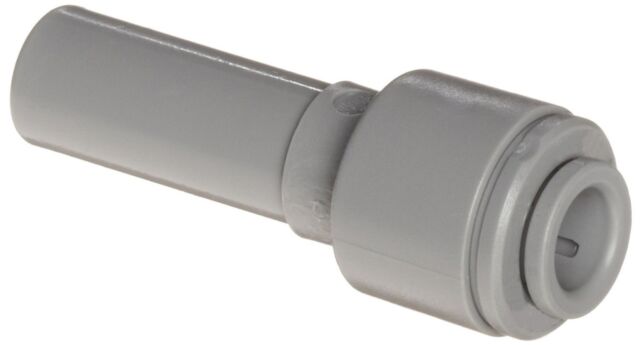 Plug-In Connector 1/4 Socket 3/8 John Guest Pi061208S